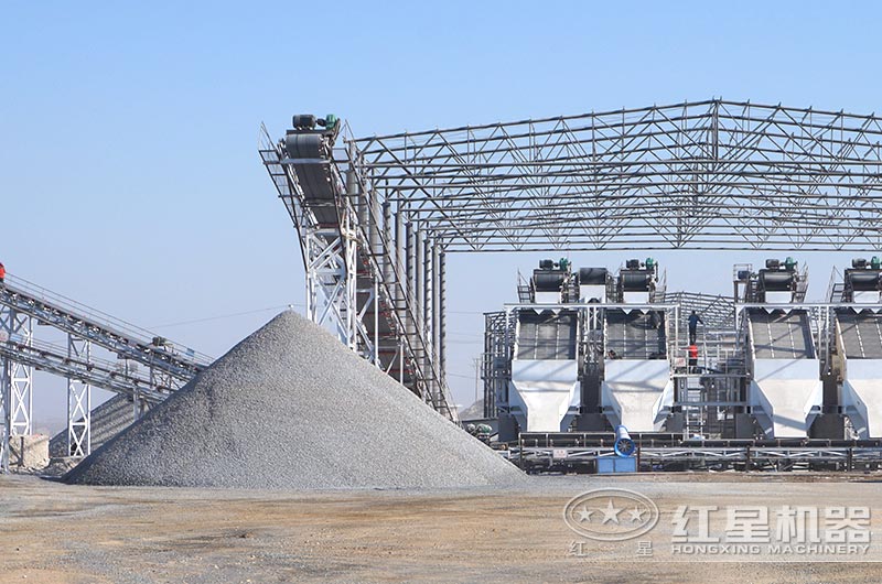 大型石料制砂生产现场